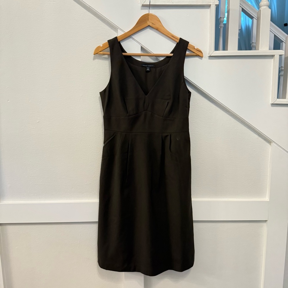 Banana Republic Dark Sage Sleeveless V-Neck Dress size 4
